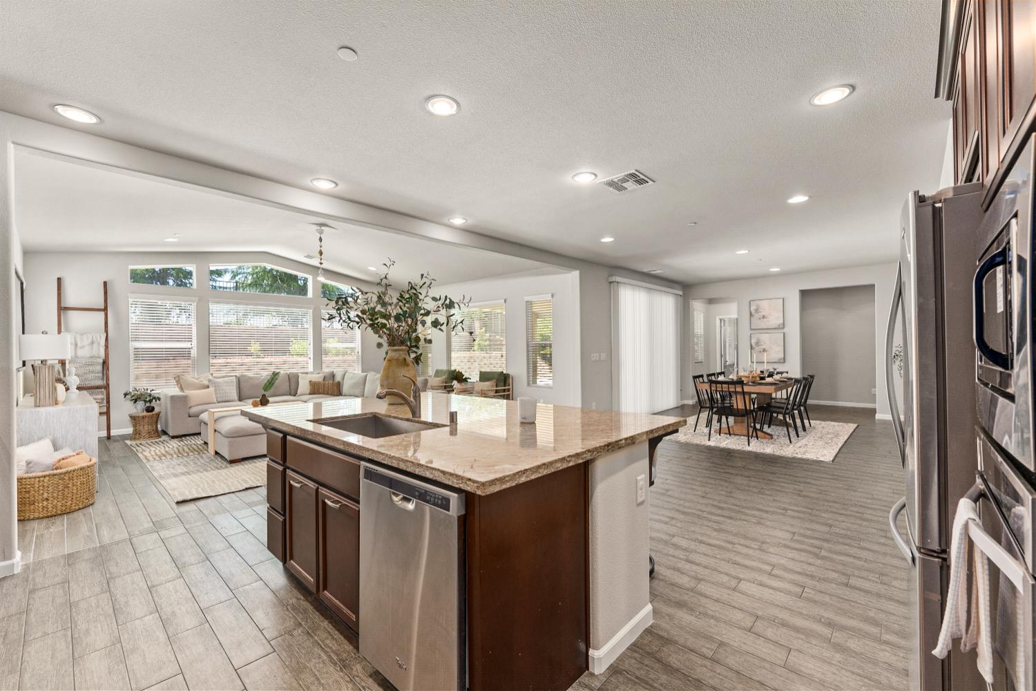 4309 Homestretch Court