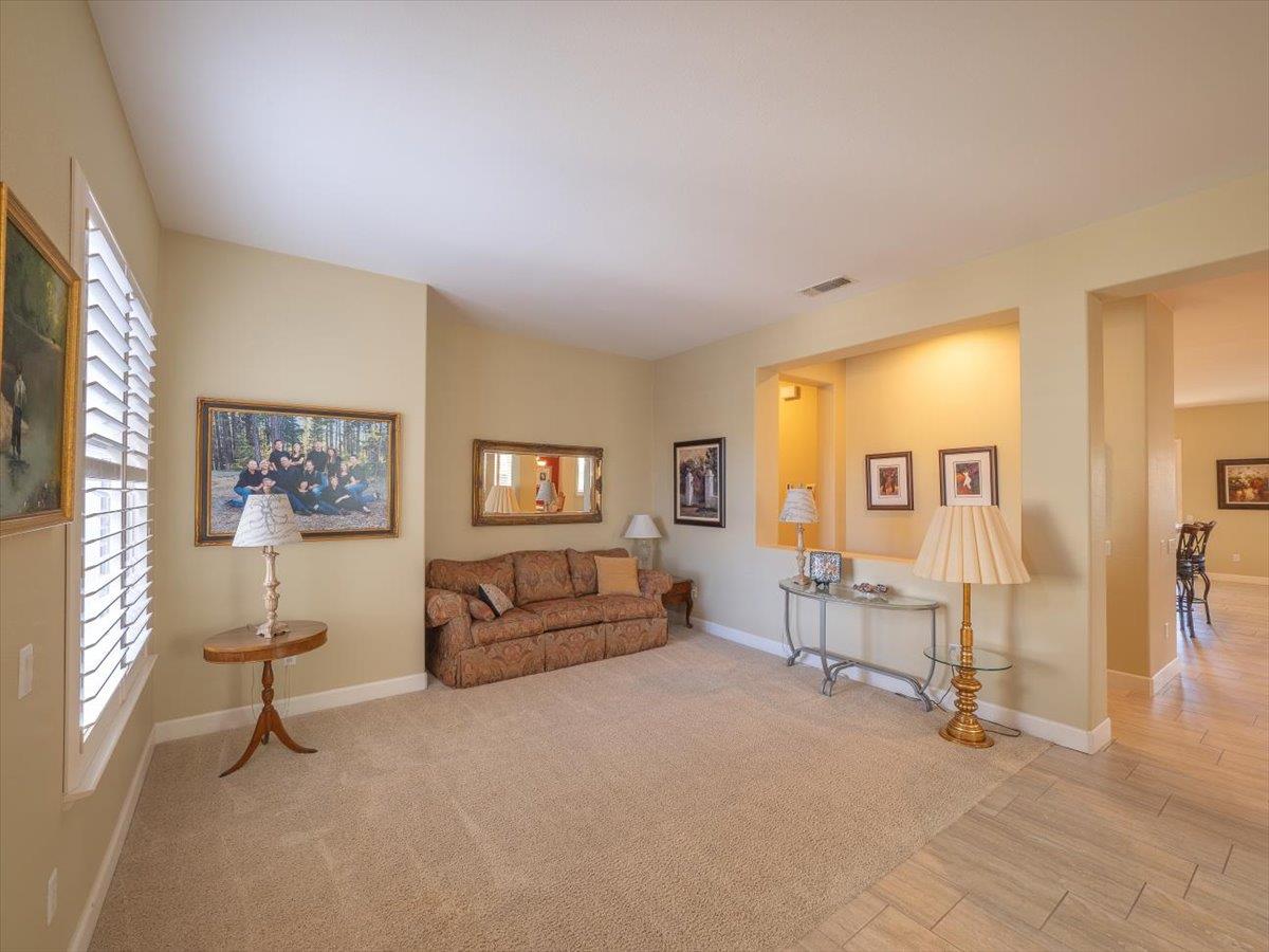 9216 Forestberry Way