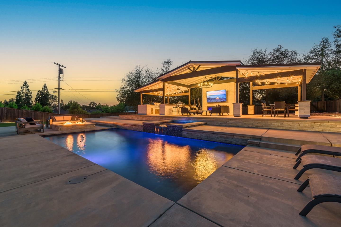 3543 Serramont Court