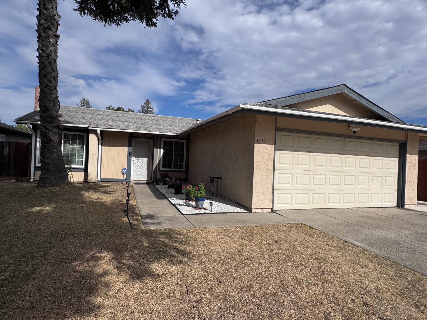 4116 Deer Cross Way