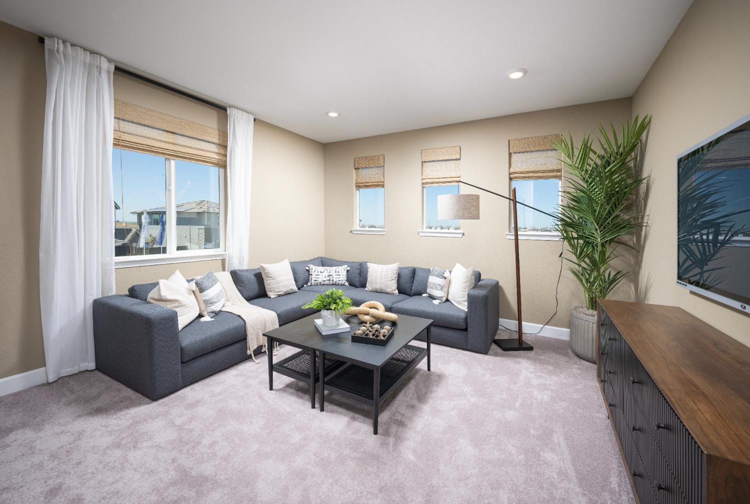 6720 Kaweah Lane