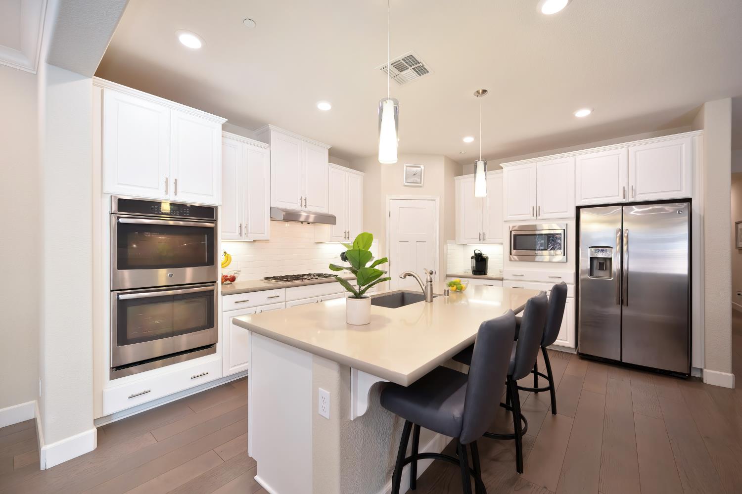208 Valentino Court