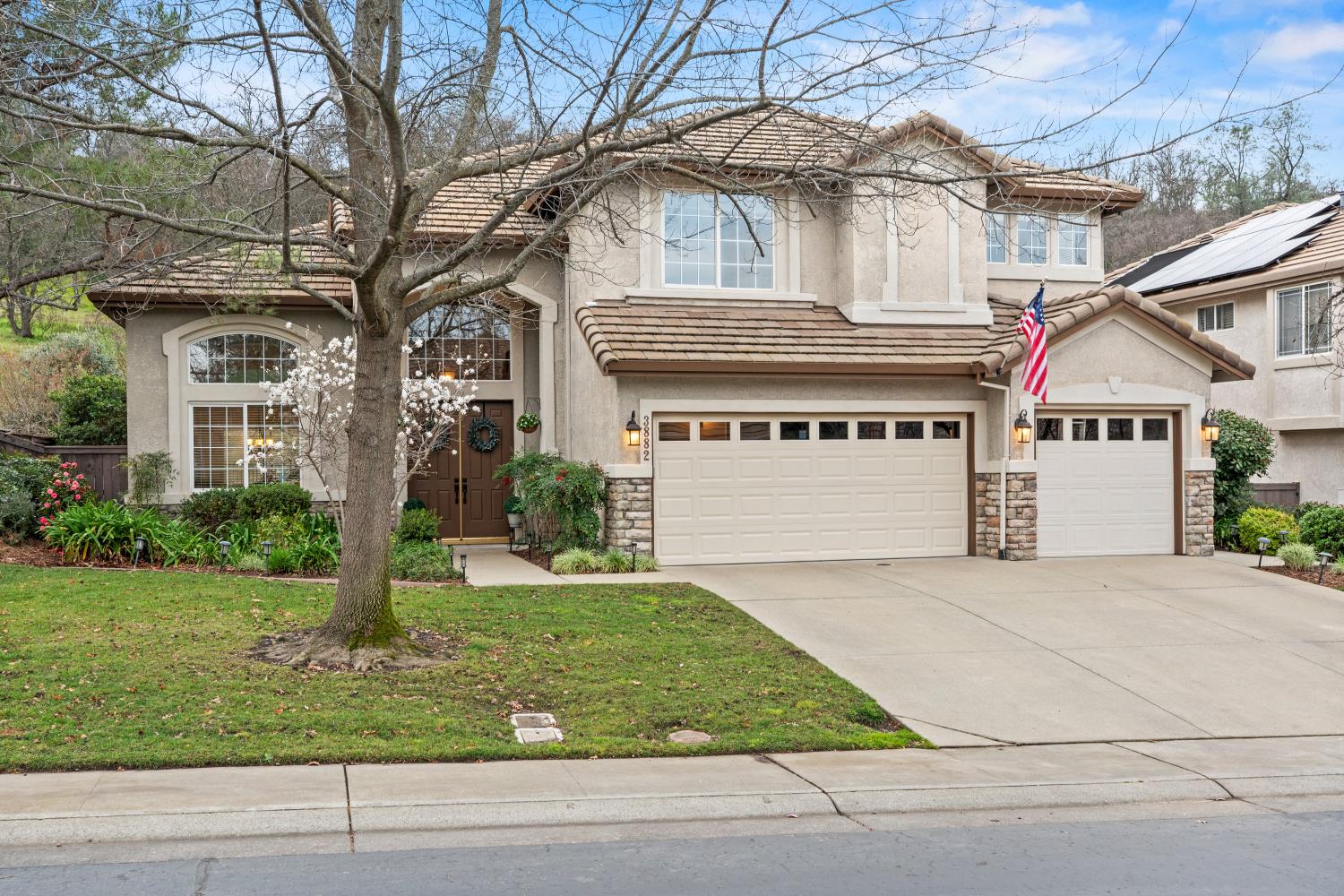 3882 Meadow Wood Drive