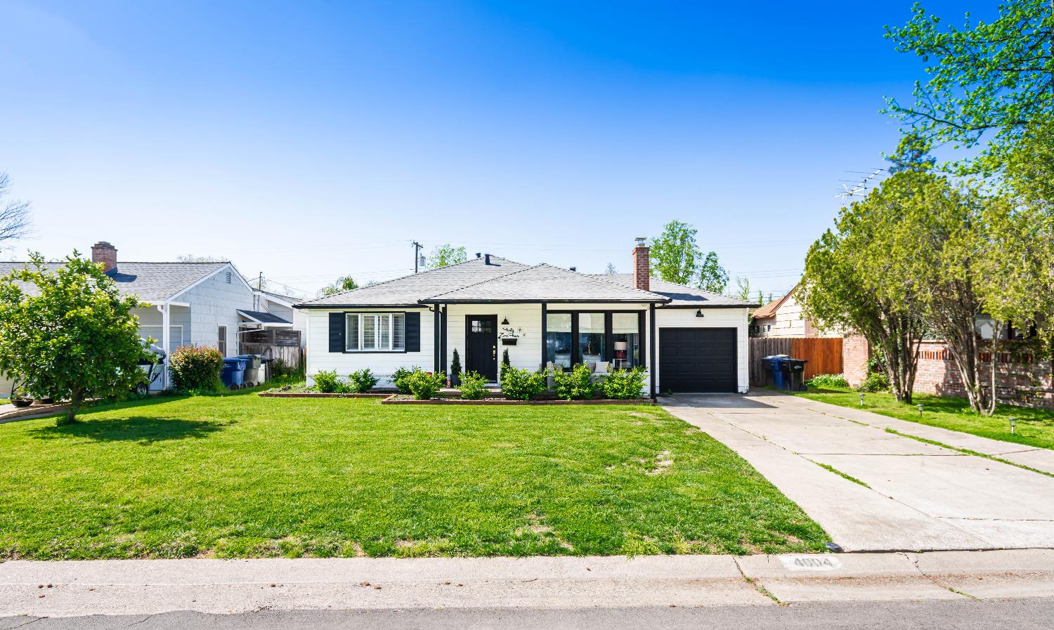 4004 Lusk Drive