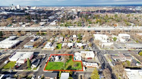 2000 Broadway Sacramento CA 95818