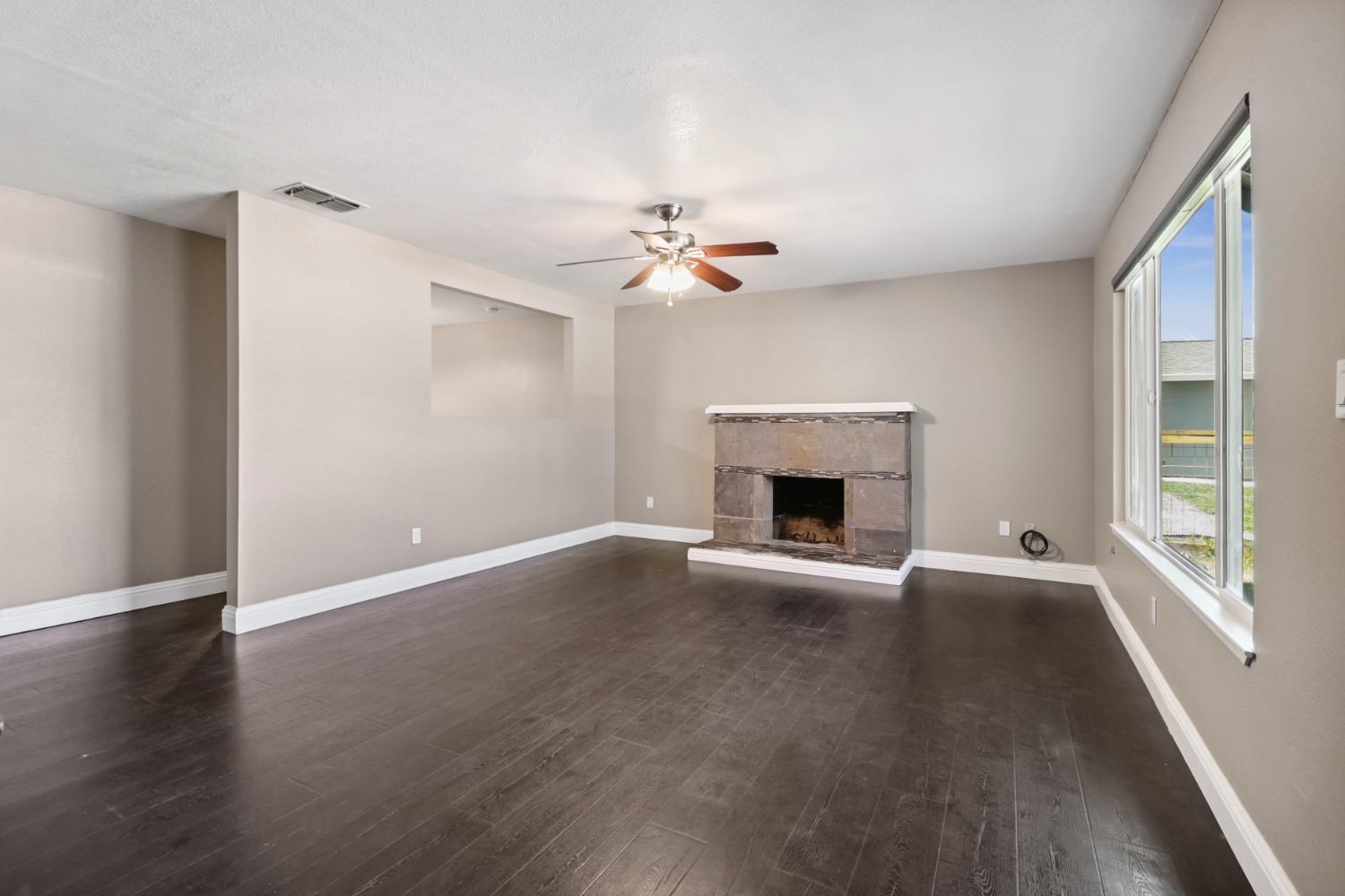 5801 Pecan Avenue