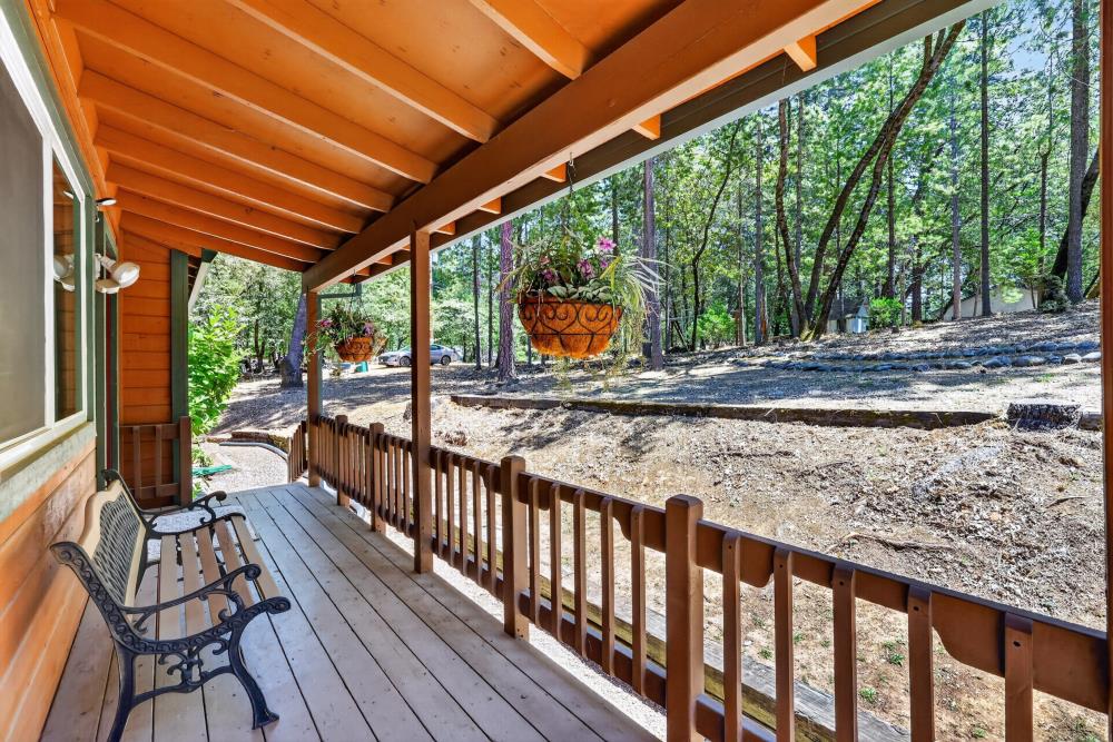 1615 Cantrell Lane