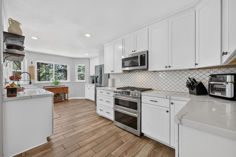 1615 Cantrell Lane