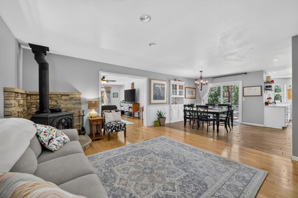 1615 Cantrell Lane