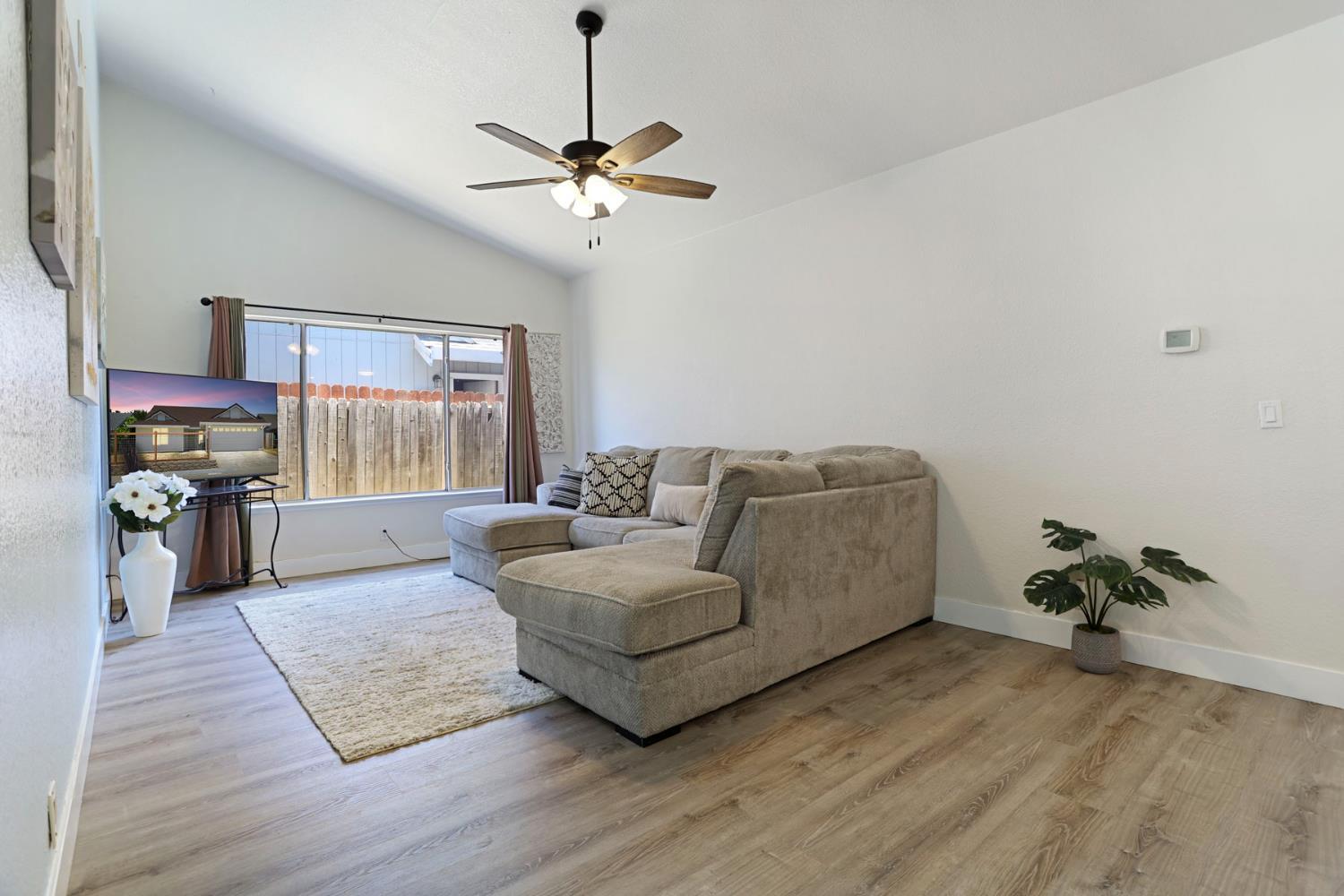 437 Silver Crest Circle