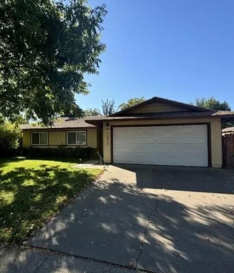 1624 Falmouth Way Modesto CA 95355