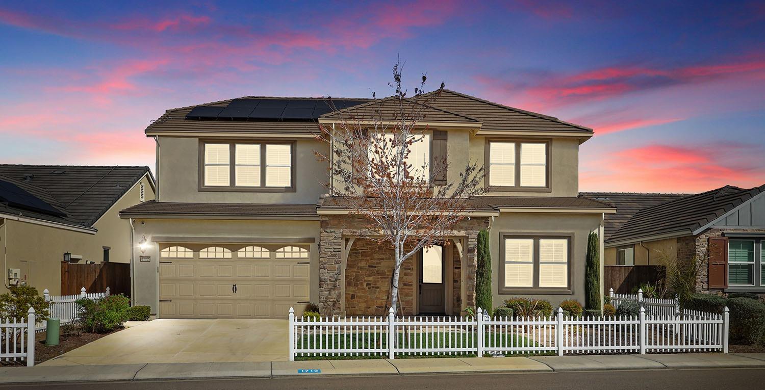 1712 Harvest Lane