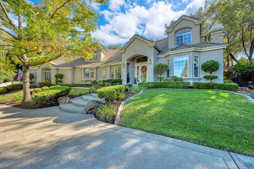 Photo of 1620 Carnegie Way, El Dorado Hills, CA 95762 (MLS # 225120525)