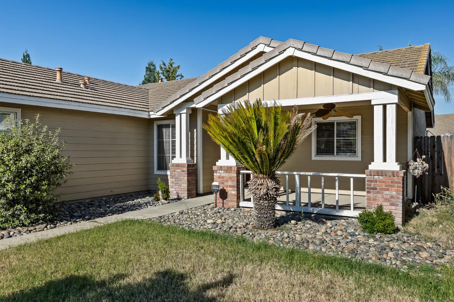 4220 Orchard Hills Drive