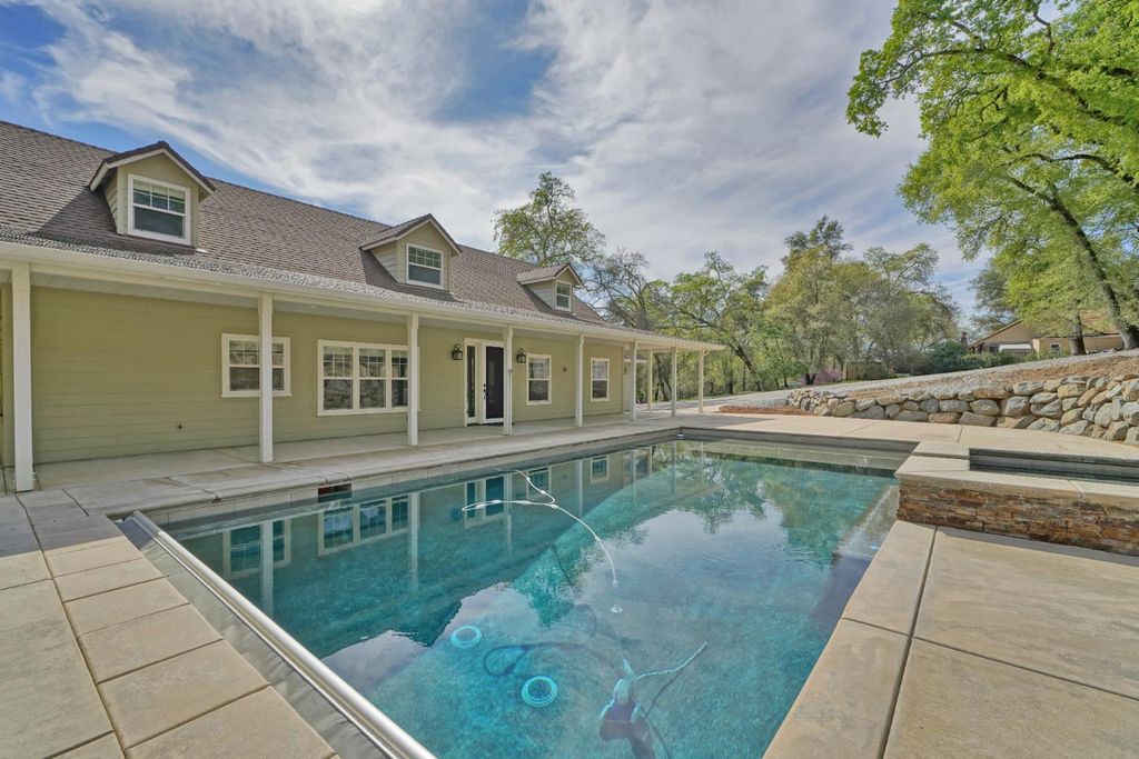 Photo of 1988 Cold Springs Road, Placerville, CA 95667 (MLS # 226033527)