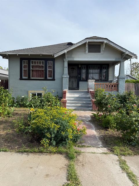 MLS: 225049890