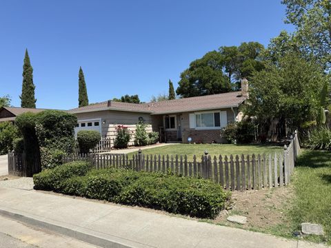 MLS: 326042007