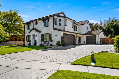 3185 River Bank Court Roseville CA 95747