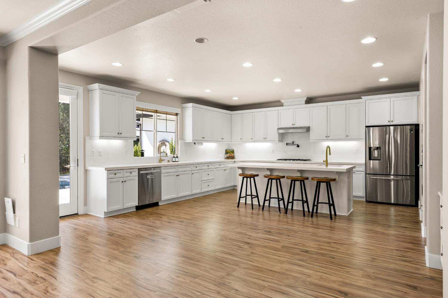 3185 River Bank Court