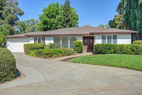1005 FRIARS CT, CARMICHAEL, CA 95608 - Image fddd789cbeef925beacbcac2aeadabe9/1708351895