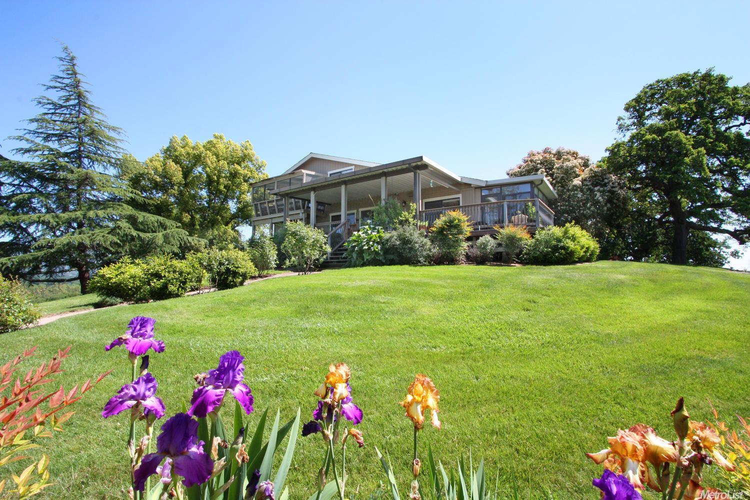 2545 Meadow Creek Road