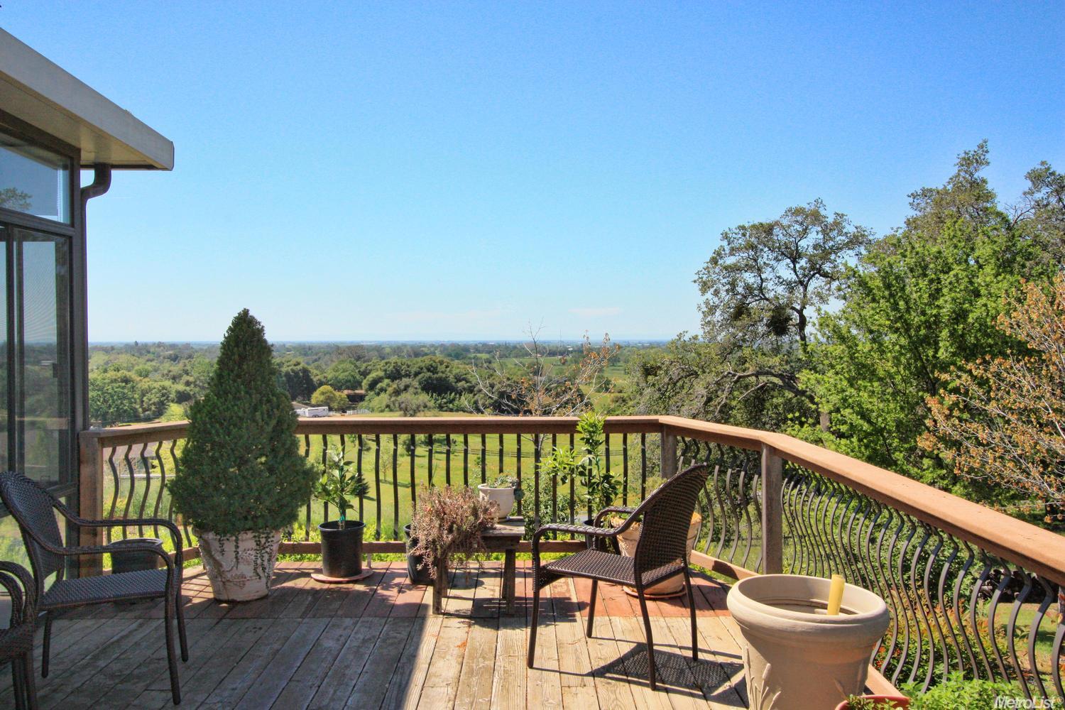 2545 Meadow Creek Road