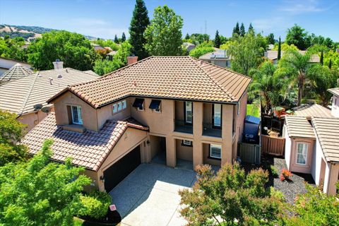 1749 Langholm Way Folsom CA 95630