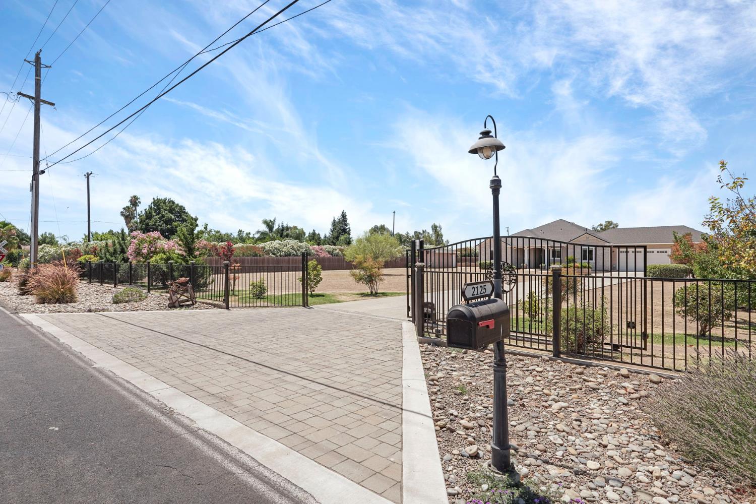 2125 Snyder Lane
