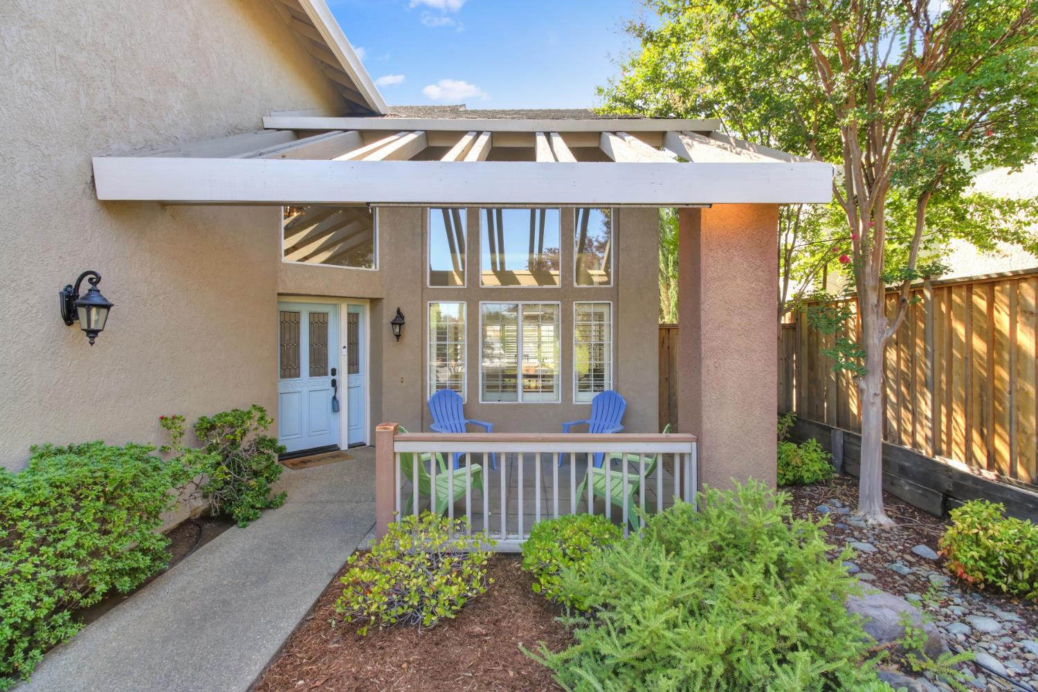 6004 Turquoise Drive