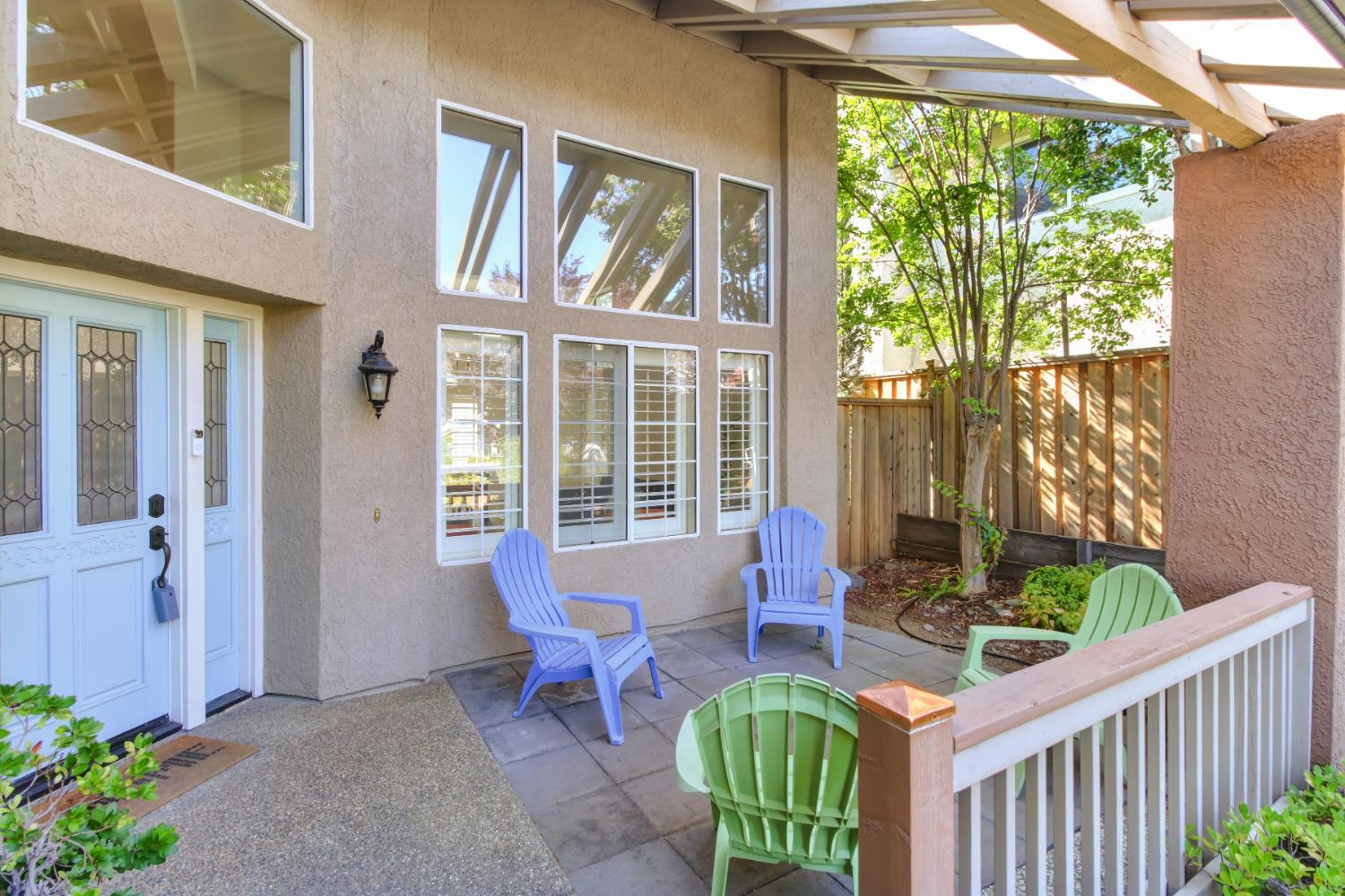6004 Turquoise Drive