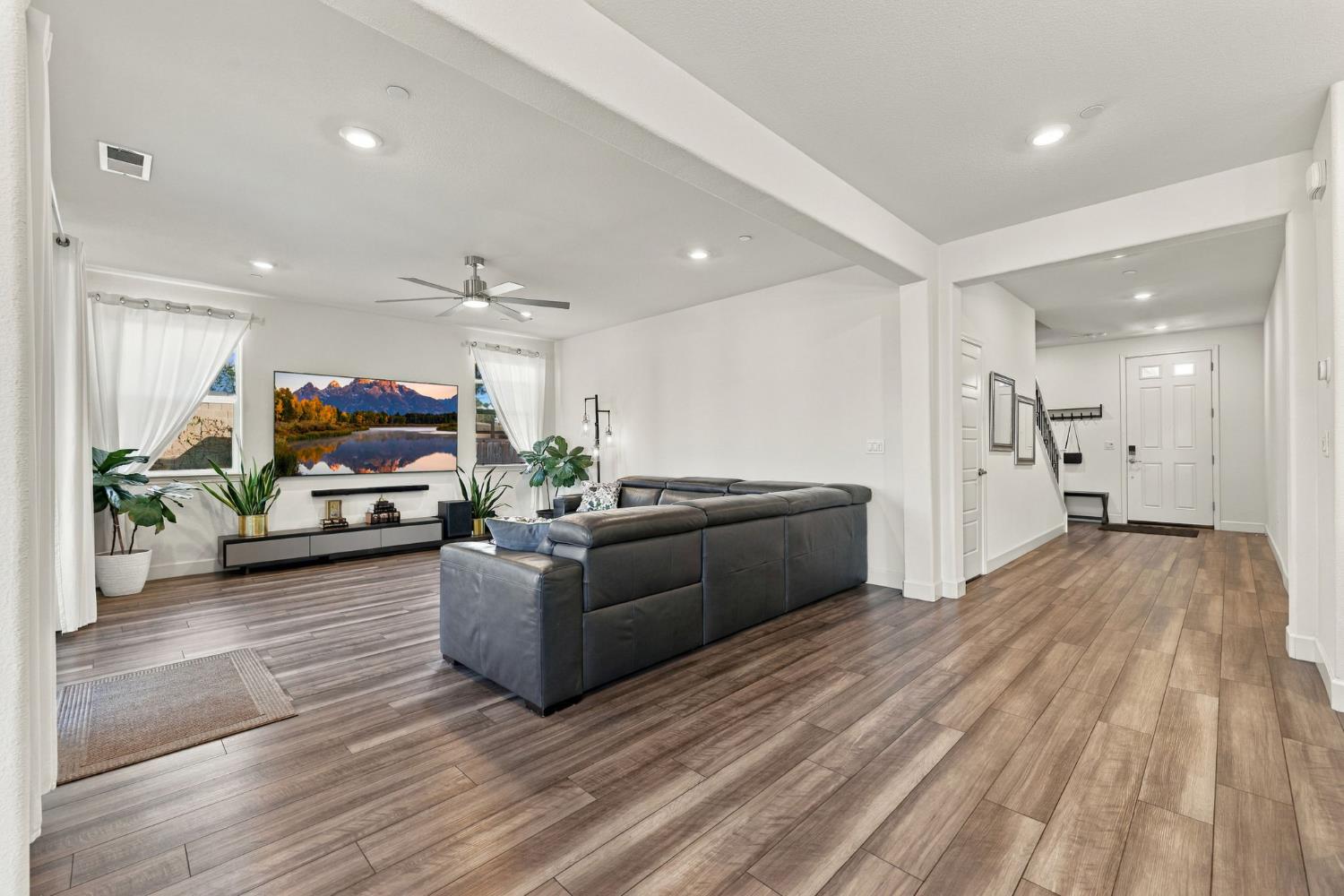 4185 Bellwether Way