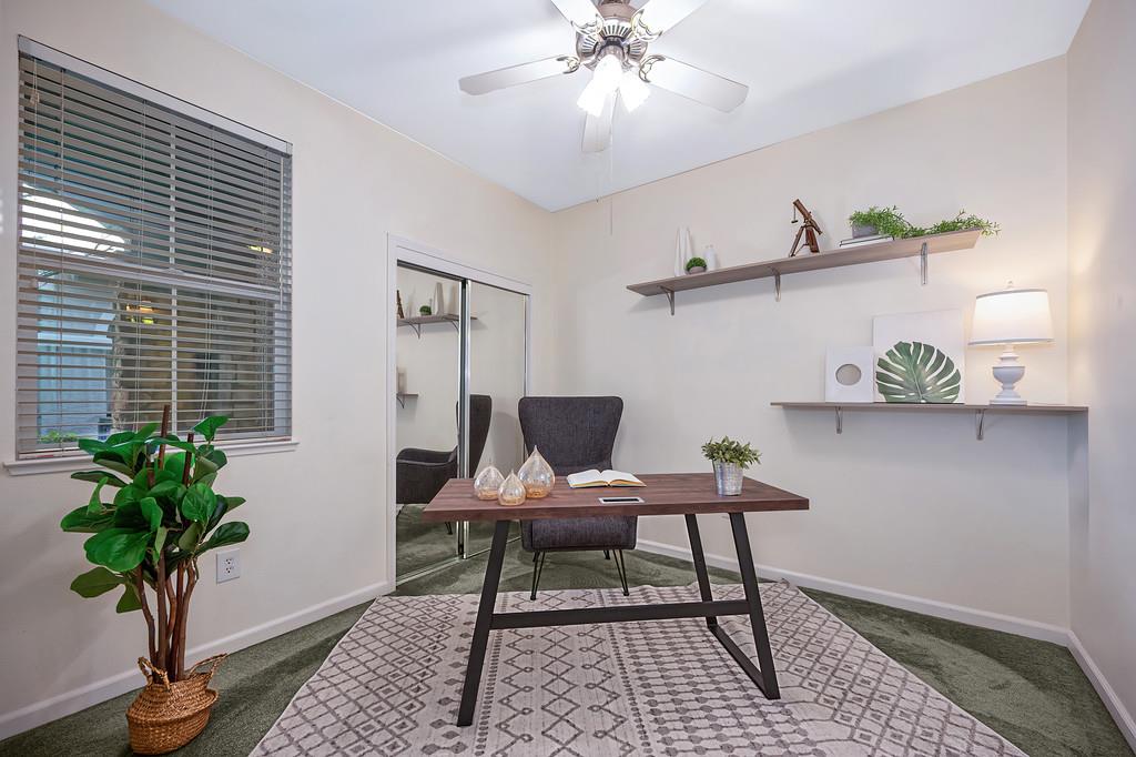 1606 Hudson Circle