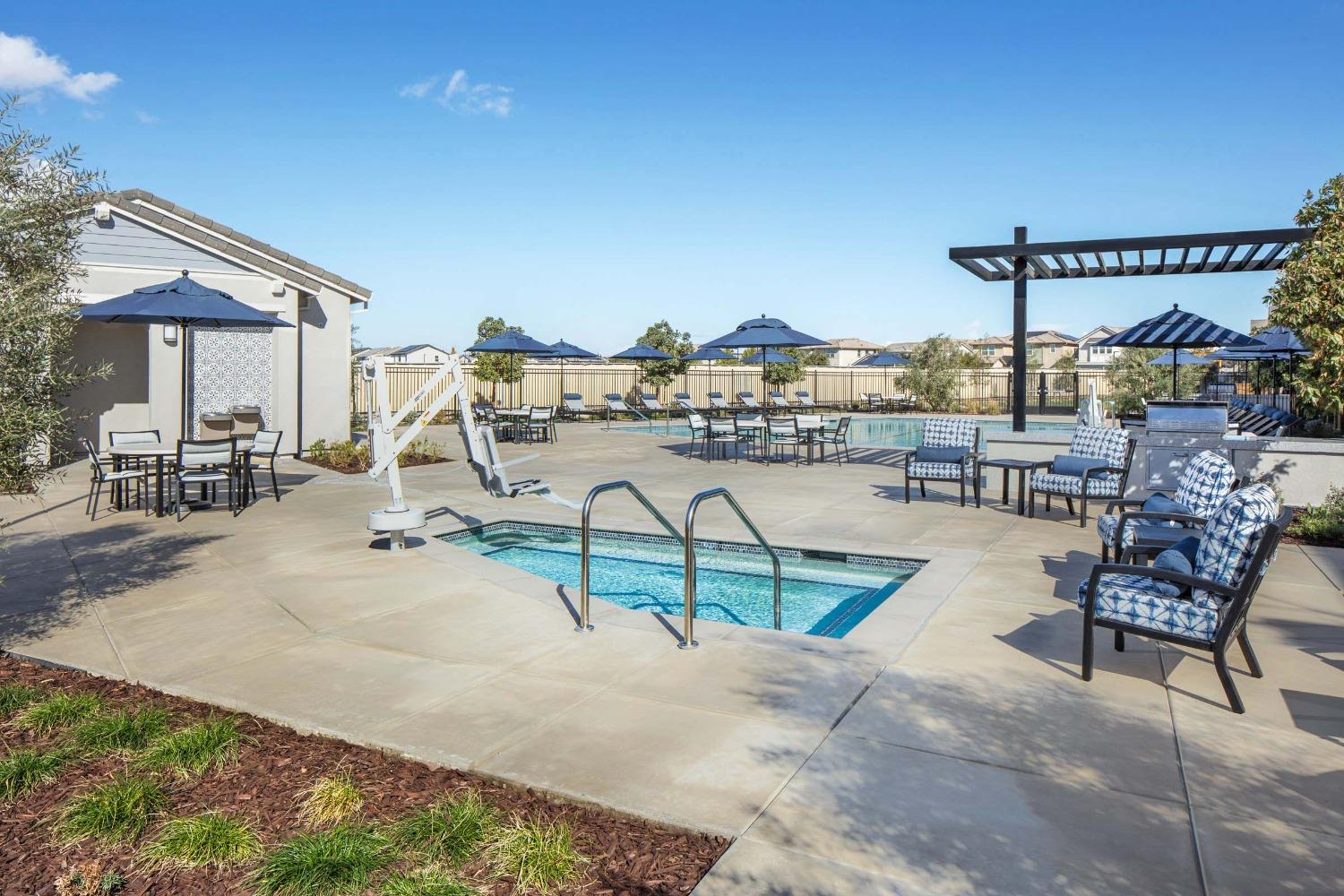 2598 Night Bloom Way