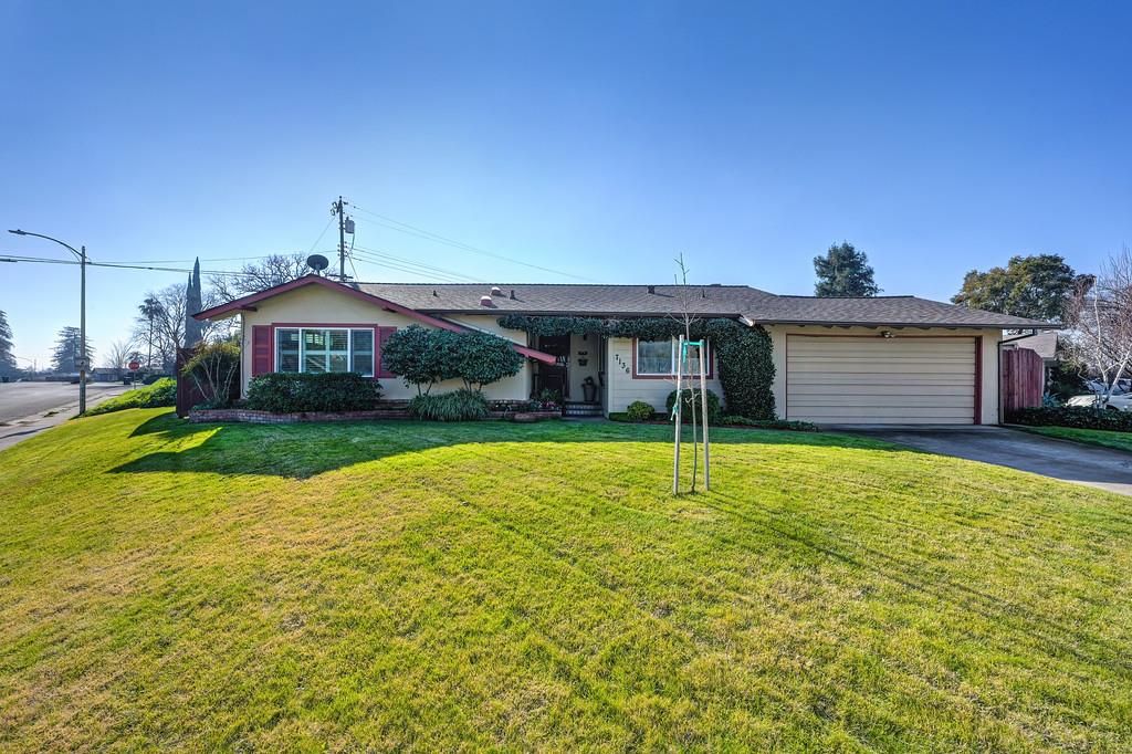 Photo of 7136 Witchinghour Court, Citrus Heights, CA 95621 (MLS # 226003691)