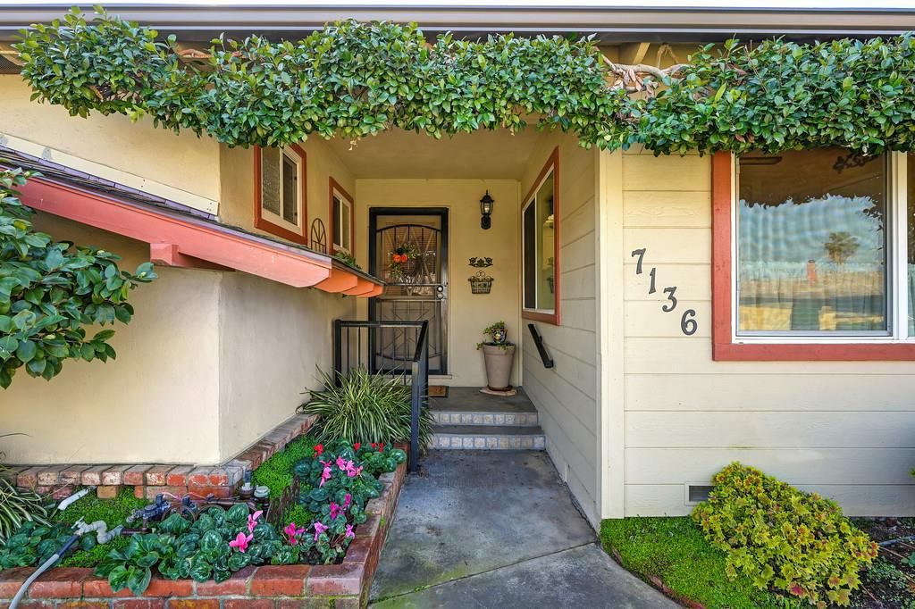 Photo of 7136 Witchinghour Court, Citrus Heights, CA 95621 (MLS # 226003691)