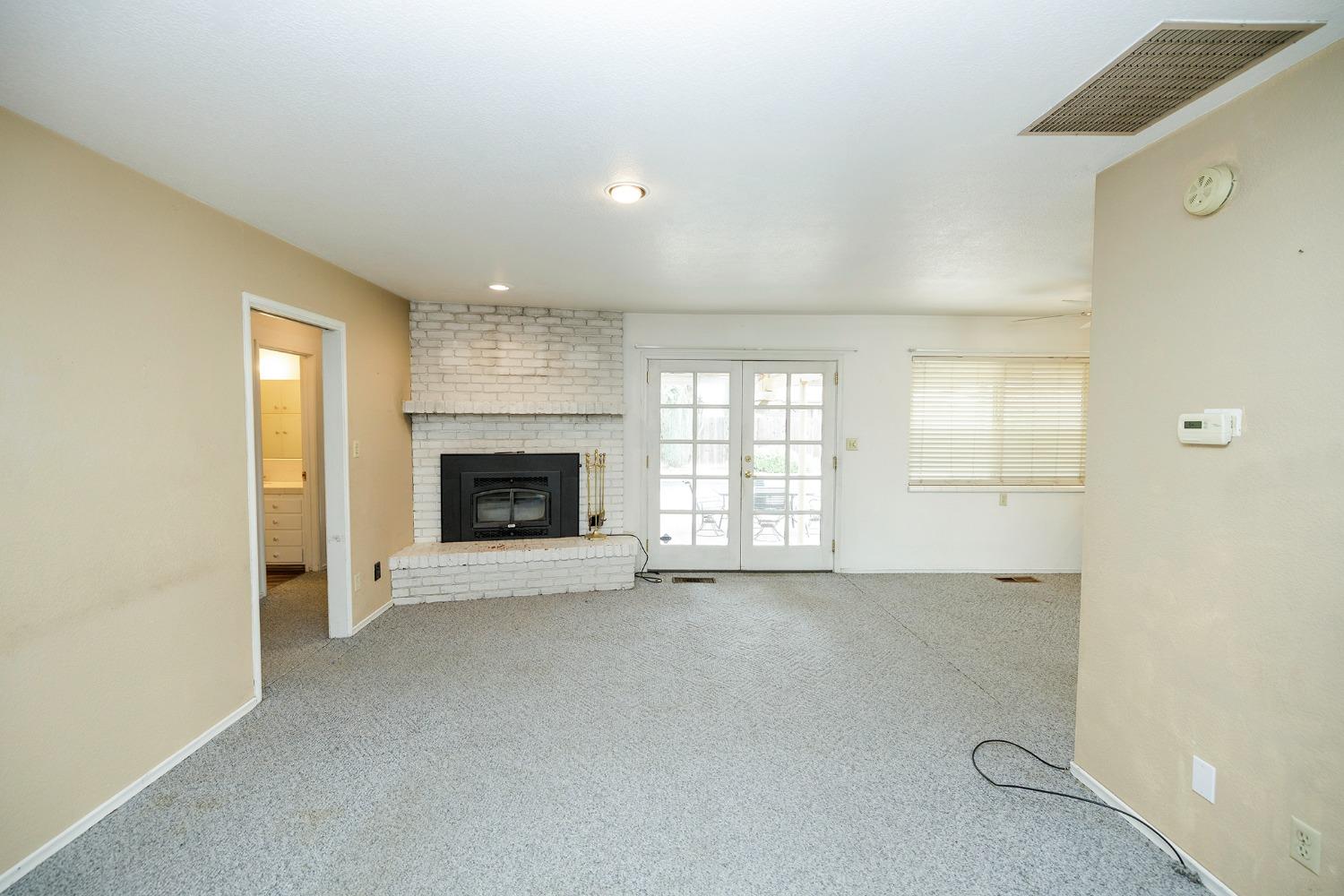 1120 Linn Court