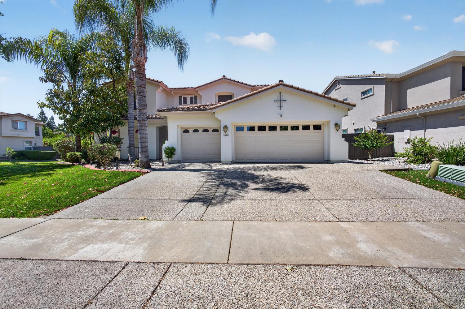 1565 Danbrook Drive