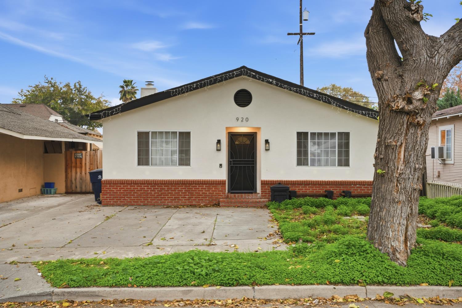 920 Taft Avenue - Photo 2