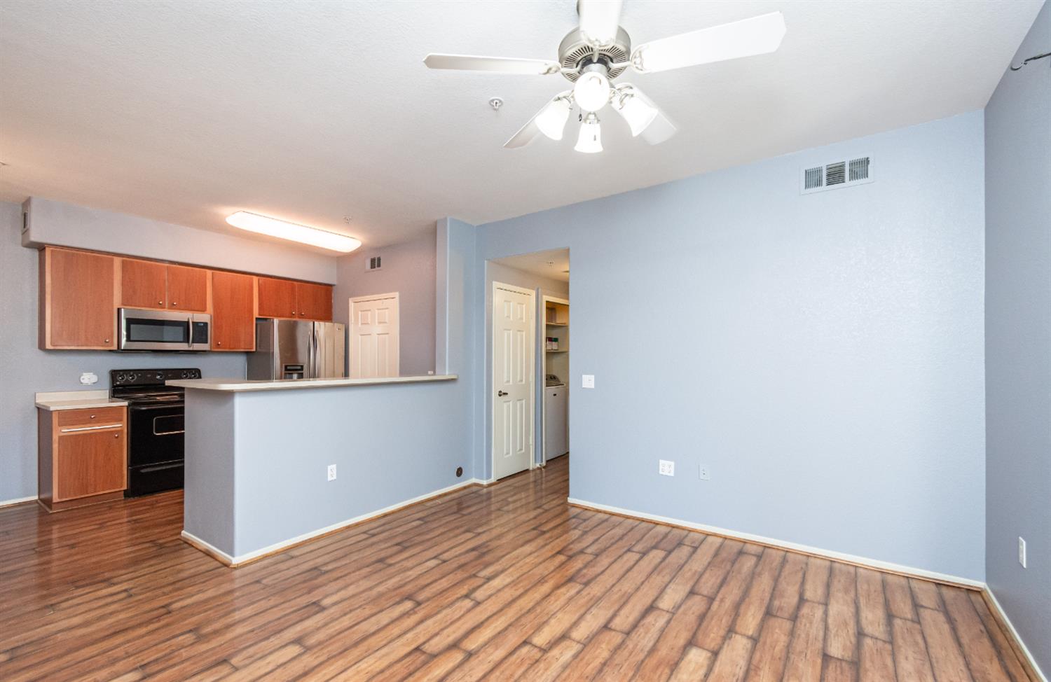 1211 Whitney Ranch Pkwy 1016