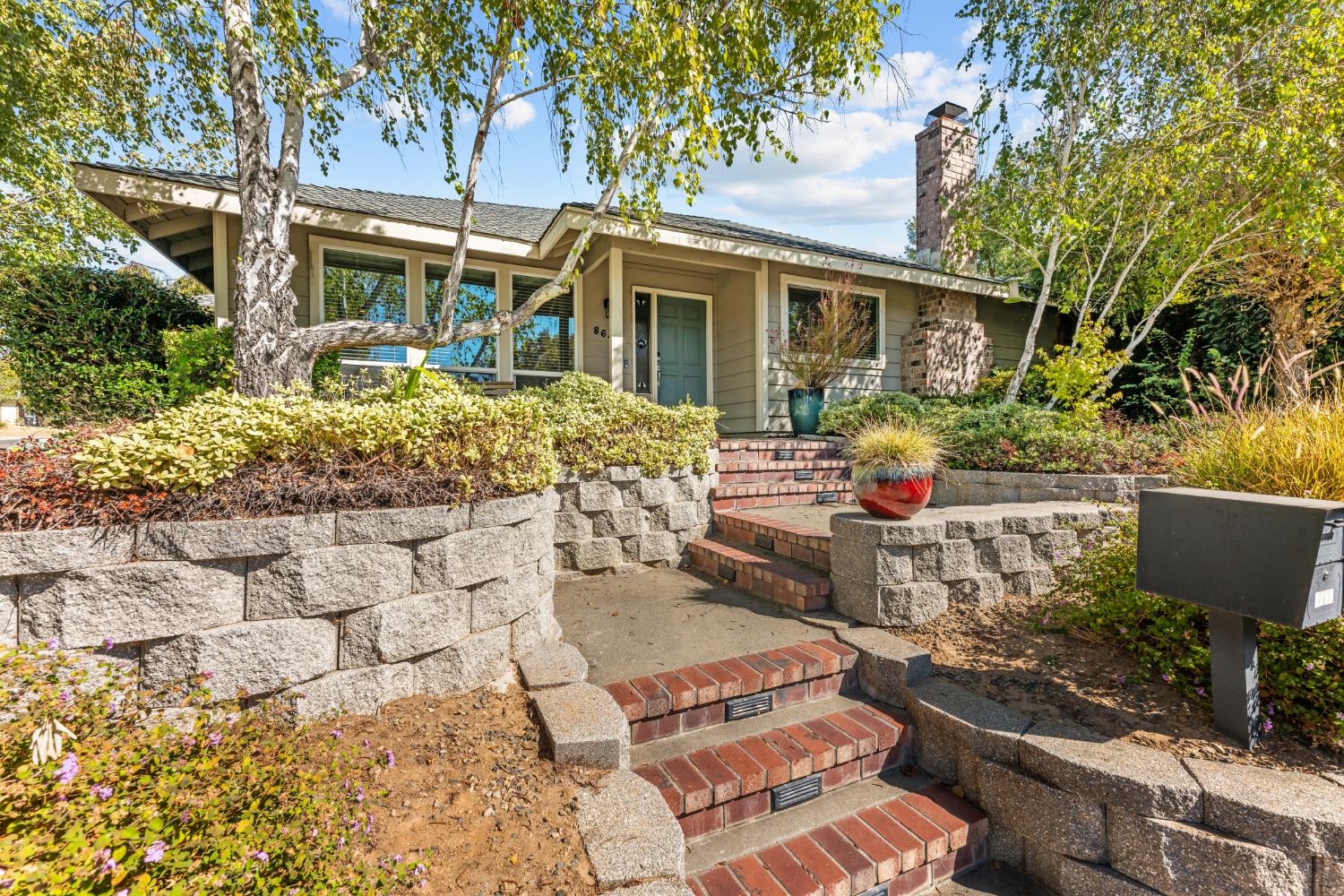 8641 Lady Jane Way