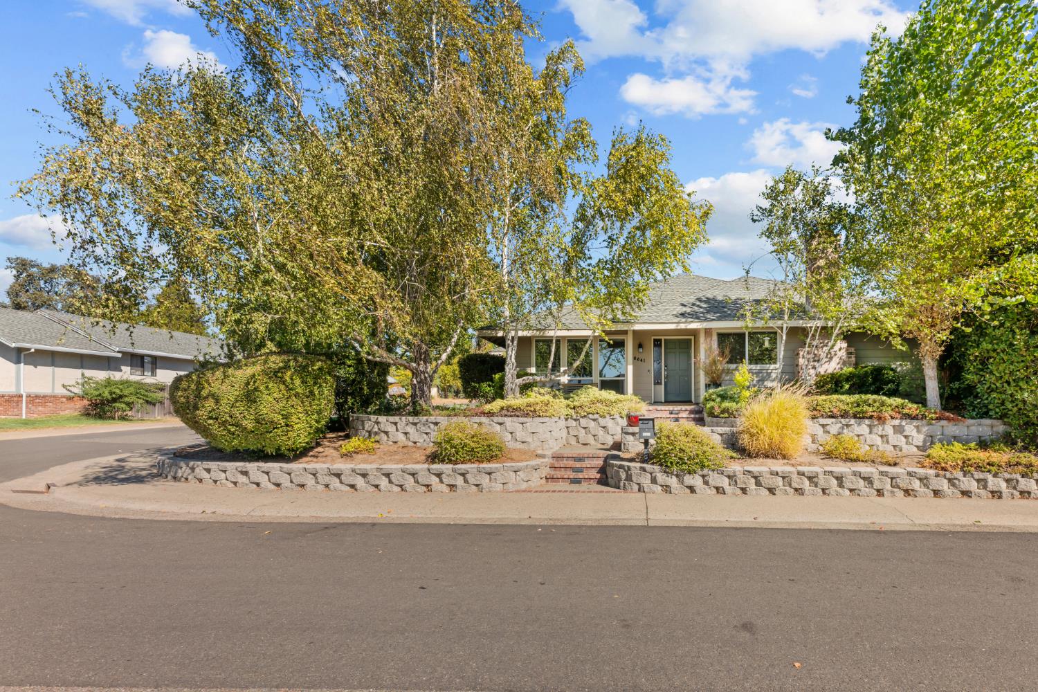 8641 Lady Jane Way