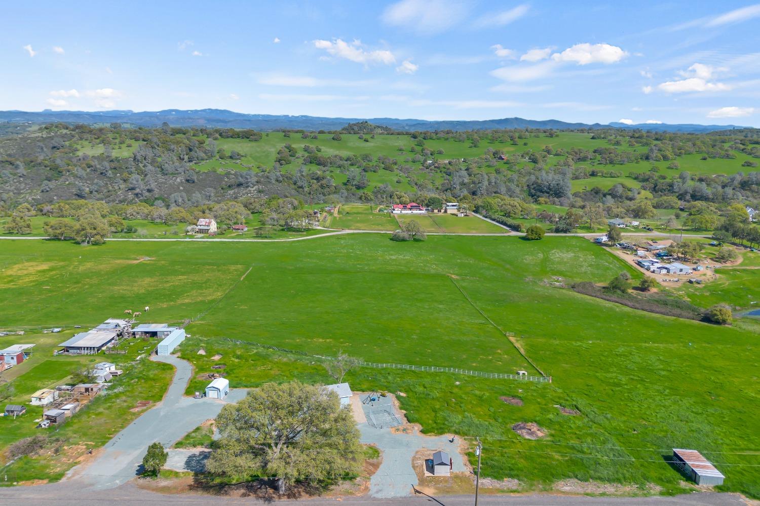 6736 Messinger Flat Road