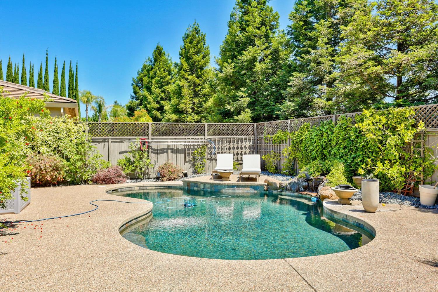 1708 Poppy Field Drive