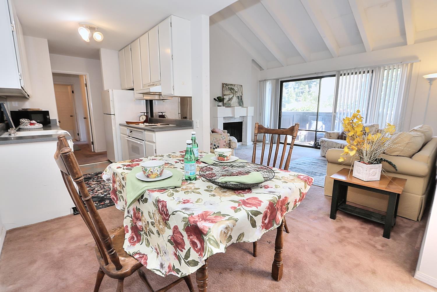 2238 Woodside Lane 15