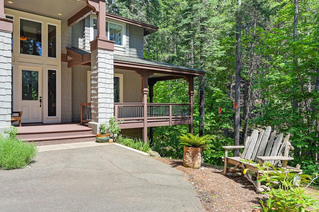 5321 Slalom Lane