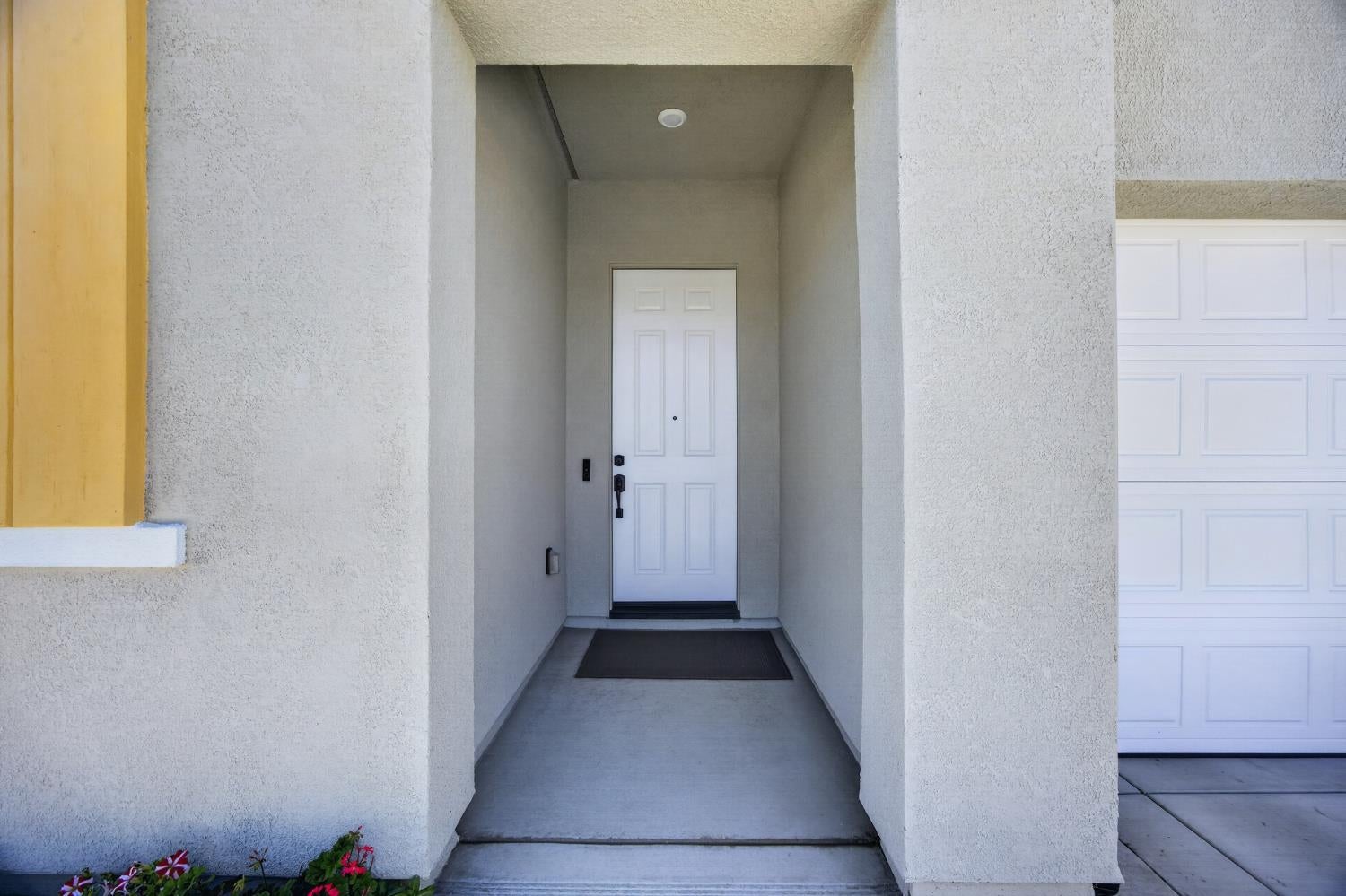 6976 Albatross Drive
