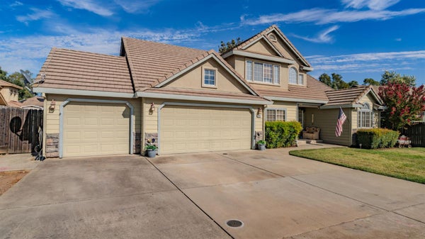 312 MANOR DR, IONE, CA 95640 - Image fef0bdb8d4bd69ceb92cc73d030c5c36/2106837979