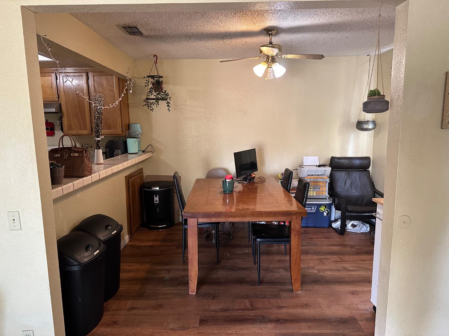 2280 Hurley Way 12