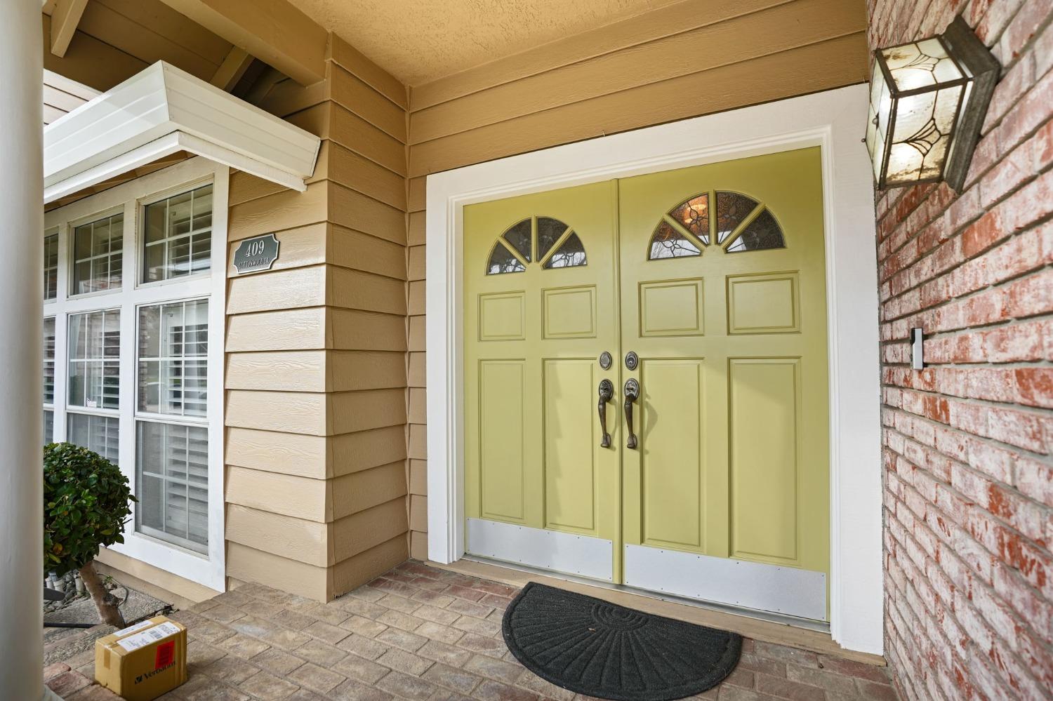 409 Cottonwood Drive