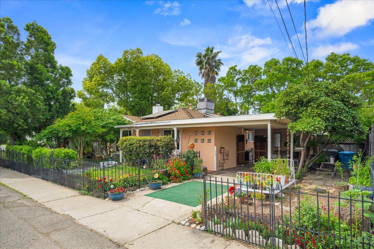 1812 Sicard Street